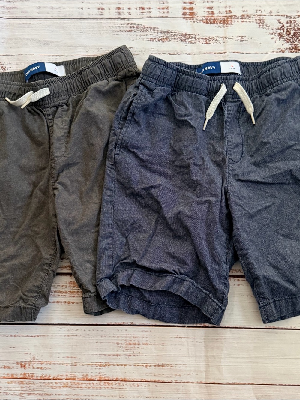 Old Navy Kids' Elastic Waist Shorts in Charcoal and Navy Size Large